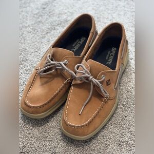 Sperry Topsiders